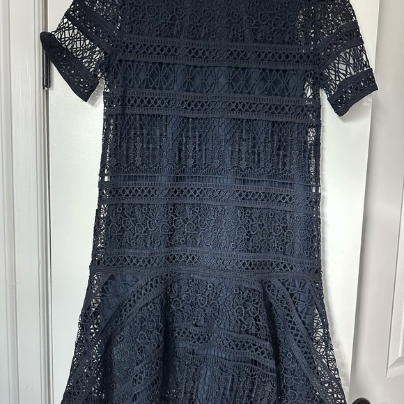 REISS Linda Lace Overlay Dress in Navy - Picture 3 of 3